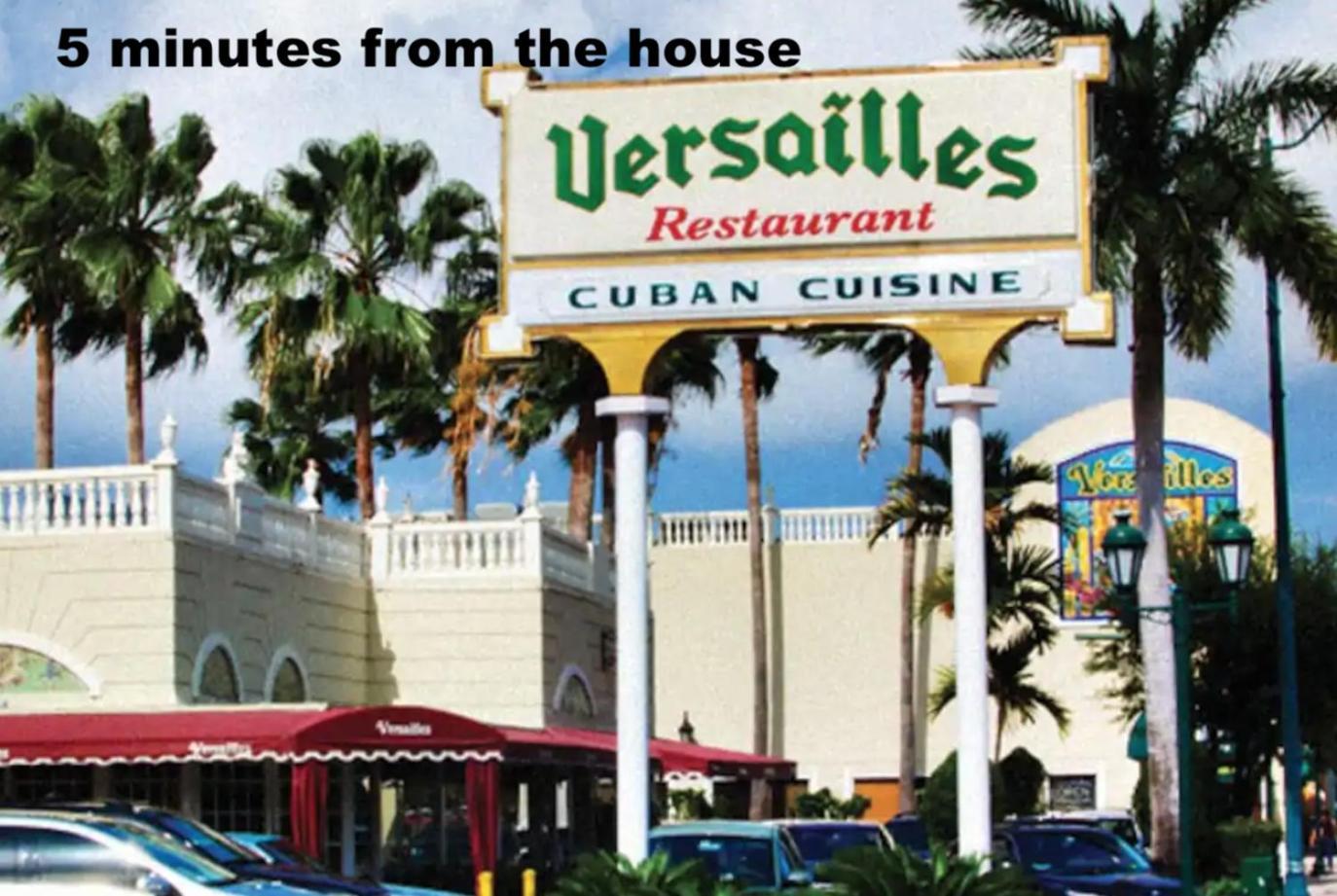B1 Best Value On Private Bedroom With Private Bathroom In Little Havana, Miami Exterior photo
