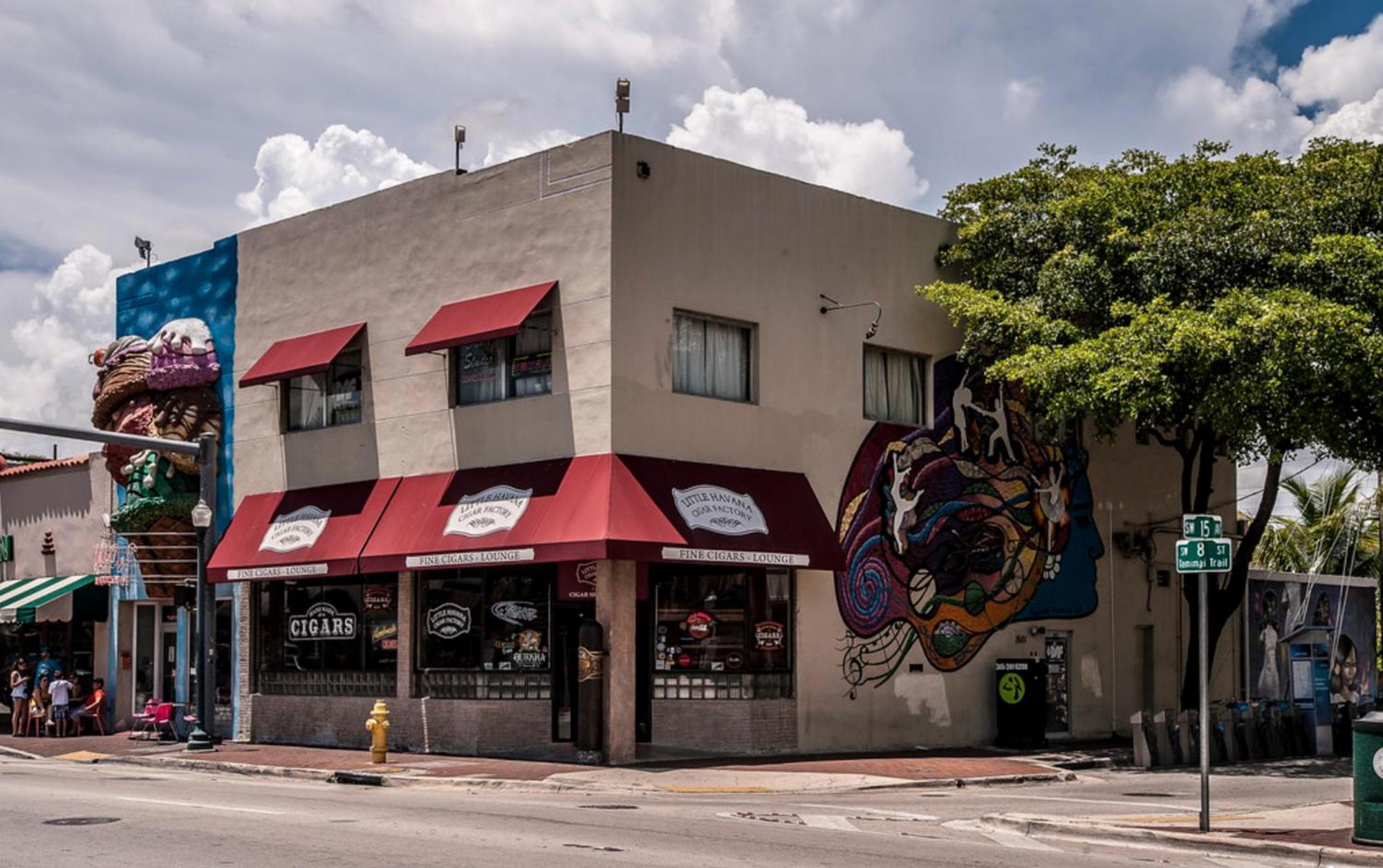 B1 Best Value On Private Bedroom With Private Bathroom In Little Havana, Miami Exterior photo